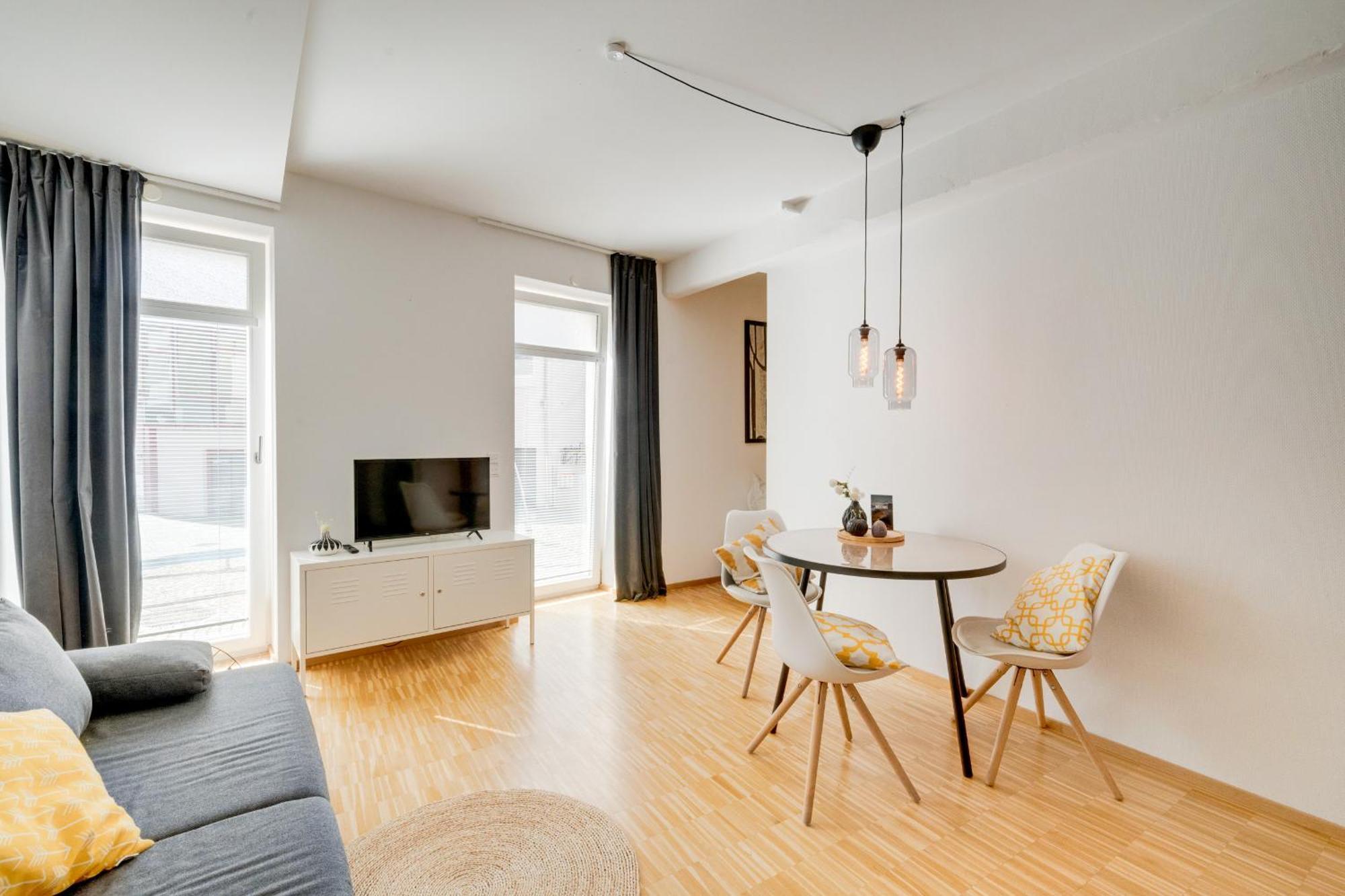 רויטלינגן ☆Design Apartment Zentral☆200M Vom Marktplatz☆Ruhige Altstadtlage☆ מראה חיצוני תמונה