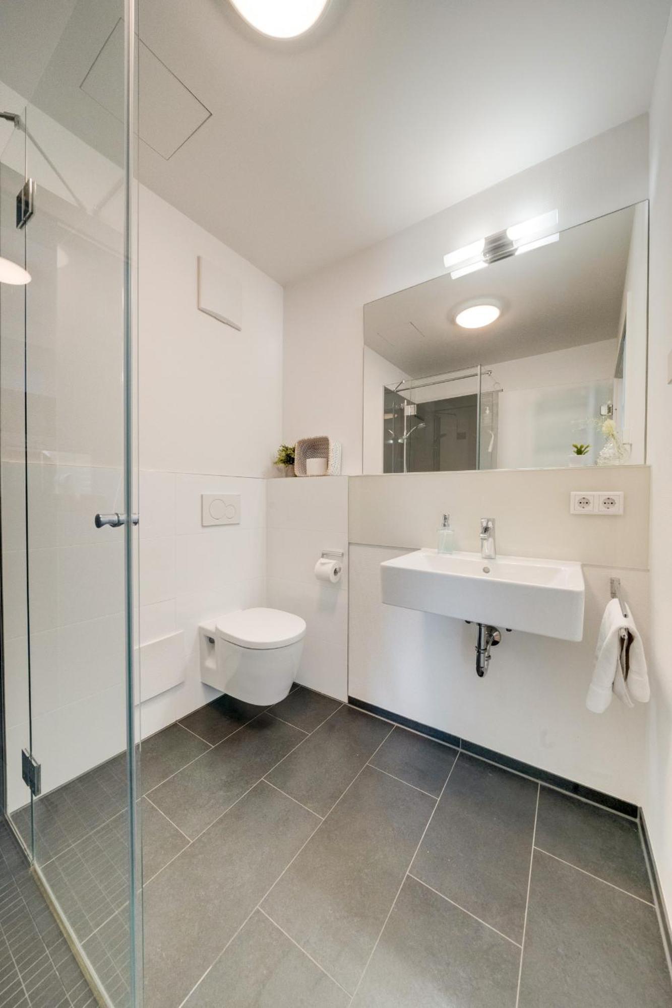 רויטלינגן ☆Design Apartment Zentral☆200M Vom Marktplatz☆Ruhige Altstadtlage☆ מראה חיצוני תמונה