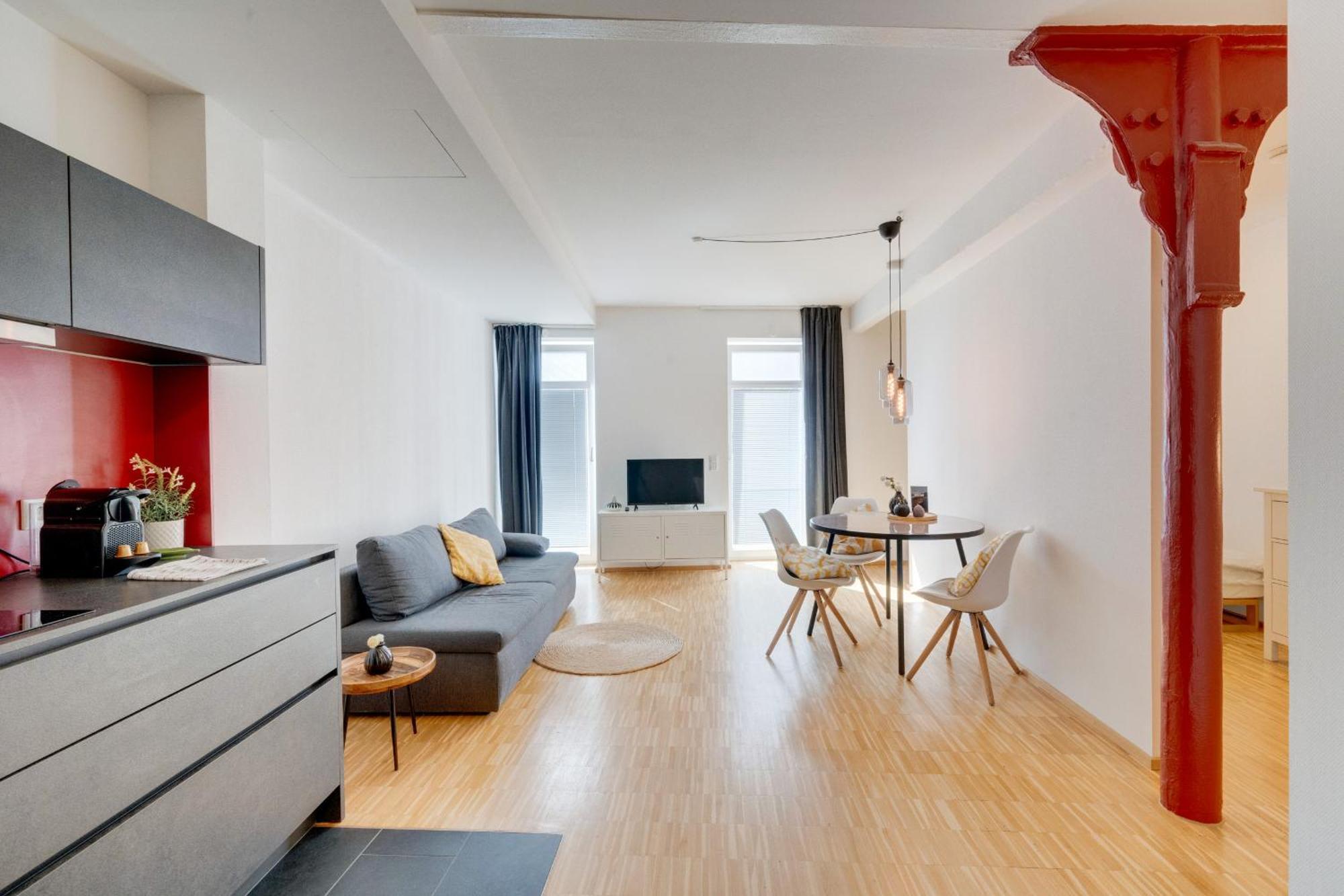 רויטלינגן ☆Design Apartment Zentral☆200M Vom Marktplatz☆Ruhige Altstadtlage☆ מראה חיצוני תמונה